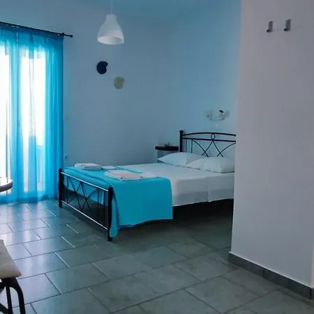 Ammonitis * Livadi (Serifos)